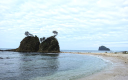 Diguisit Beach
