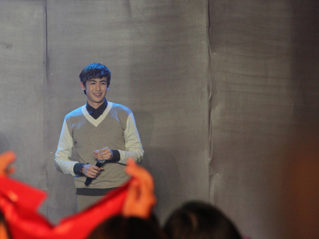 44. Benchsetter Nichkhun