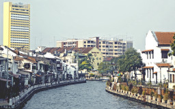 Melaka River