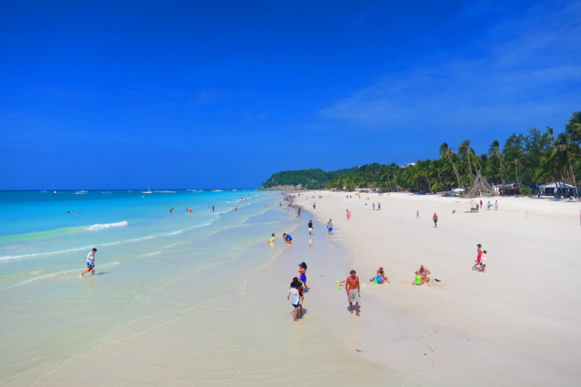 Memory Monday: White Beach of Boracay Island