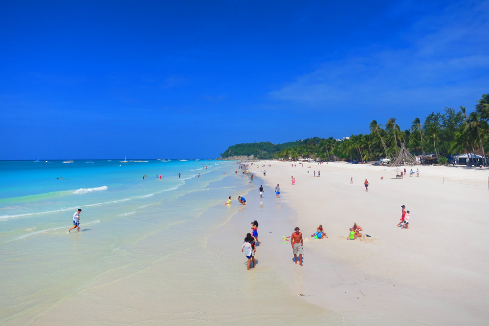 Memory Monday: White Beach of Boracay Island Photo of the Day: White Beach of Boracay Island